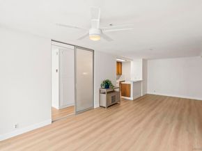 727 Sapphire St 301, San Diego CA 92109