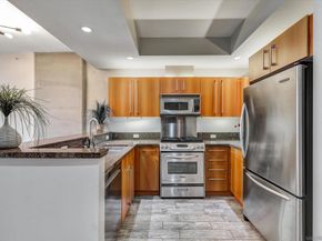 350 11Th Ave 323, San Diego CA 92101