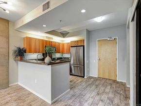 350 11Th Ave 323, San Diego CA 92101