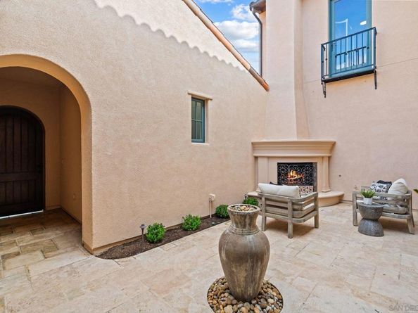 17026 San Antonio Rose Ct, San Diego CA 92127