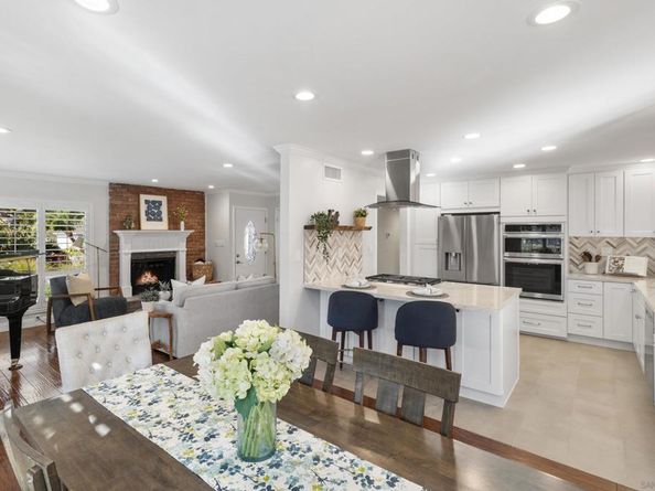 5606 Adobe Falls Pl, San Diego CA 92120