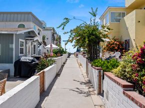749 Zanzibar Ct, San Diego CA 92109