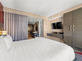 207 5th 950, San Diego CA 92101