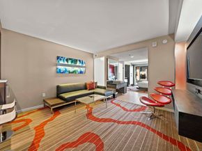 207 5th 950, San Diego CA 92101