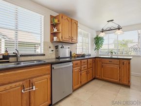 431 Nantucket, Escondido CA 92027