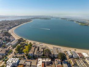 1235 Parker Pl 2B, San Diego CA 92109