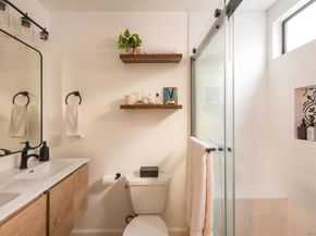 1235 Parker Pl 2B, San Diego CA 92109