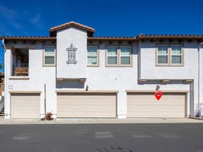 10910 Serafina Lane 52, San Diego CA 92128