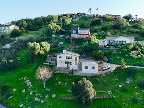 1216 Merritt Dr, El Cajon CA 92020