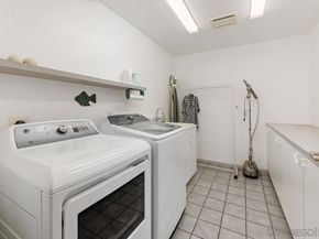 1216 Merritt Dr, El Cajon CA 92020