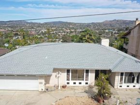 1024 Circle Dr, Escondido CA 92025