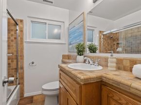 8170 Laird St, La Mesa CA 91942