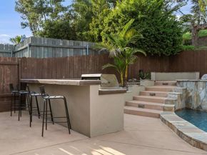 8170 Laird St, La Mesa CA 91942