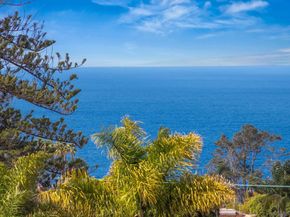 7651 Country Club Drive, La Jolla CA 92037