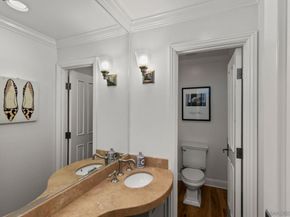 7651 Country Club Drive, La Jolla CA 92037