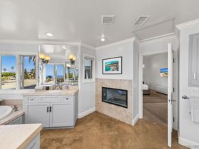 7651 Country Club Drive, La Jolla CA 92037