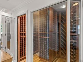 7651 Country Club Drive, La Jolla CA 92037