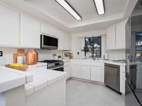 3917 Caminito Del Mar Cove, San Diego CA 92130