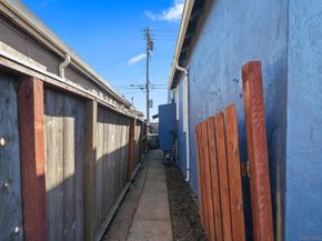 1309 105th Ave, Oakland CA 94603