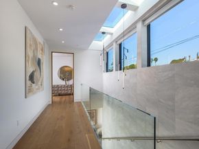 521 S Rios Ave, Solana Beach CA 92075
