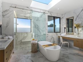 521 S Rios Ave, Solana Beach CA 92075