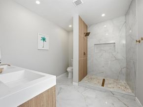 3542 Poe Street, San Diego CA 92106