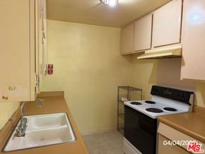 525 S Ardmore Avenue 242, Los Angeles CA 90020