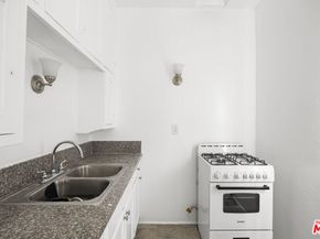 2335 Miramar Street, Los Angeles CA 90057