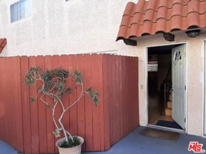 719 N Eucalyptus Avenue 6C, Inglewood CA 90302