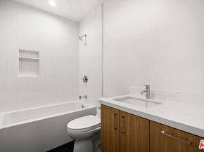 837 11th Street 7, Santa Monica CA 90403