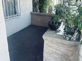 1620 E 33rd Street, Los Angeles CA 90011