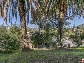 1720 Orchard Avenue, Glendale CA 91206