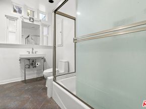 1720 Orchard Avenue, Glendale CA 91206