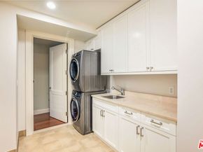 1 W Century Drive 28B, Los Angeles CA 90067