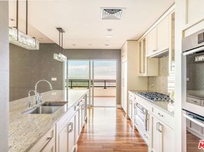 1 W Century Drive 28B, Los Angeles CA 90067