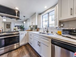 170 N Sierra Bonita Avenue 4, Pasadena CA 91106