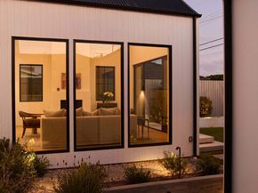 7841 Stewart Avenue, Los Angeles CA 90045