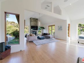 10110 Cielo Drive, Beverly Hills CA 90210