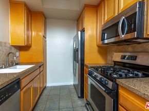 1239 W 30th Street, Los Angeles CA 90007