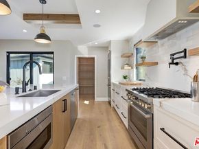 17810 Sabbiadoro Way, Pacific Palisades CA 90272