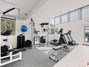 17099 Palisades Circle, Pacific Palisades CA 90272