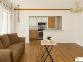 2812 Alsace Avenue, Los Angeles CA 90016