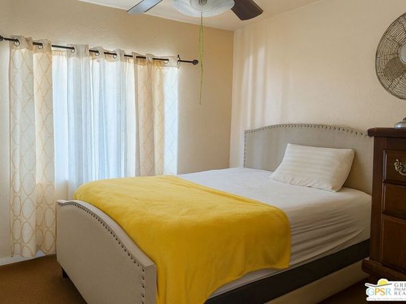 2812 Alsace Avenue, Los Angeles CA 90016