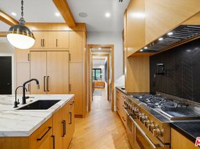 4915 Agnes Avenue, Valley Village CA 91607