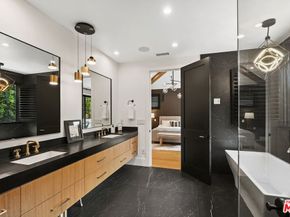 4915 Agnes Avenue, Valley Village CA 91607