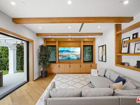 4915 Agnes Avenue, Valley Village CA 91607