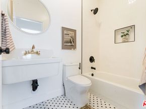 1221 5th Avenue 3, Los Angeles CA 90019