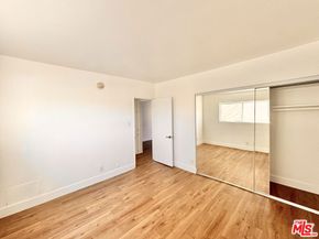 2718 S Cochran Avenue, Los Angeles CA 90016