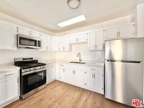 2718 S Cochran Avenue, Los Angeles CA 90016