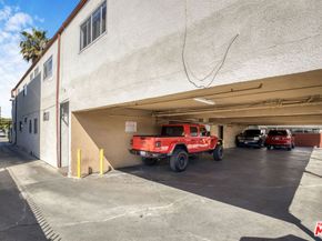 2718 S Cochran Avenue, Los Angeles CA 90016